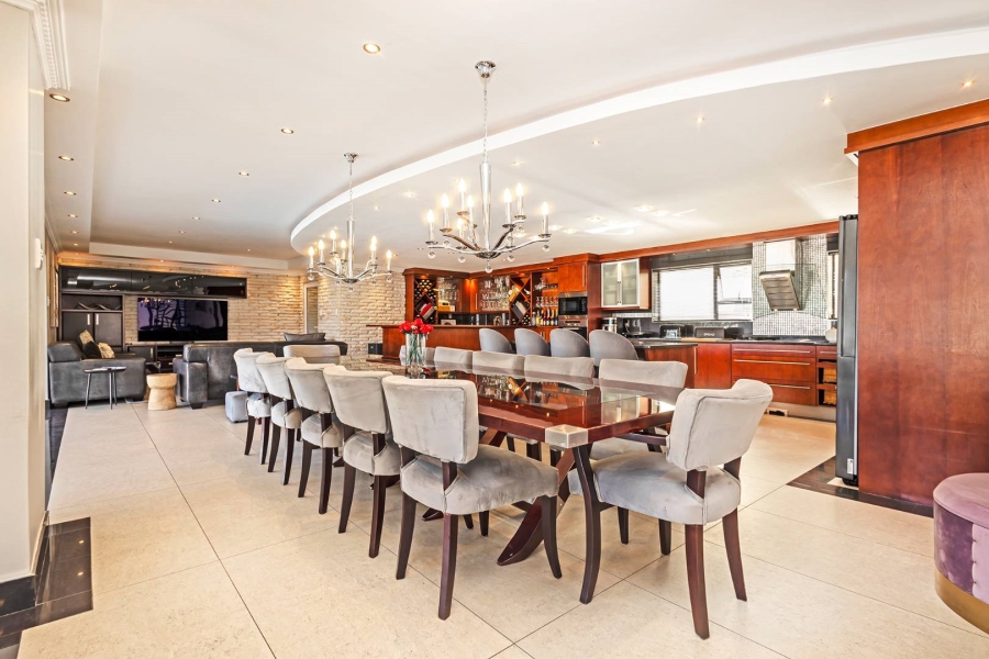 6 Bedroom Property for Sale in Baronetcy Estate Western Cape